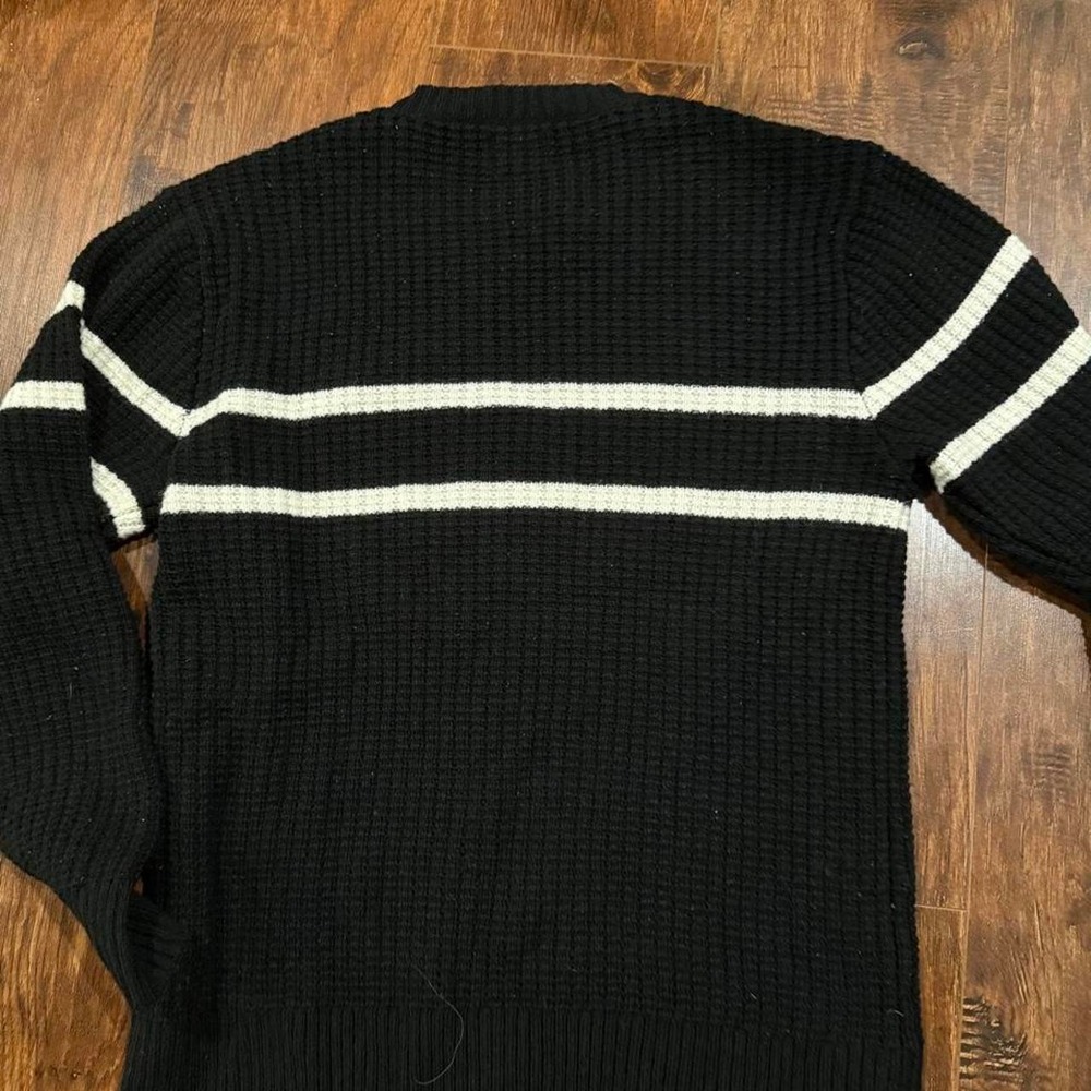 Obey black knit sweater white stripe Size Medium - Picture 5 of 5